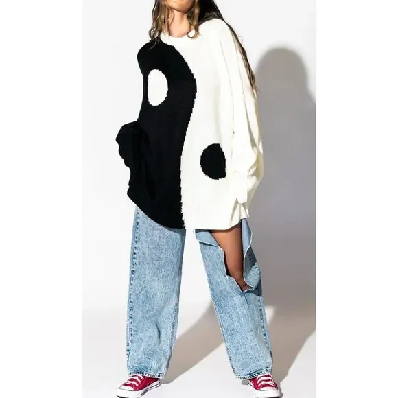Dressed in Lala size small (oversized) yin yang gang knit sweater - EUC - Picture 2 of 11